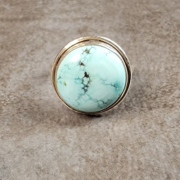 Vintage Jewelry - Sterling Silver Ring Size 6 Mountain Turquoise Stone